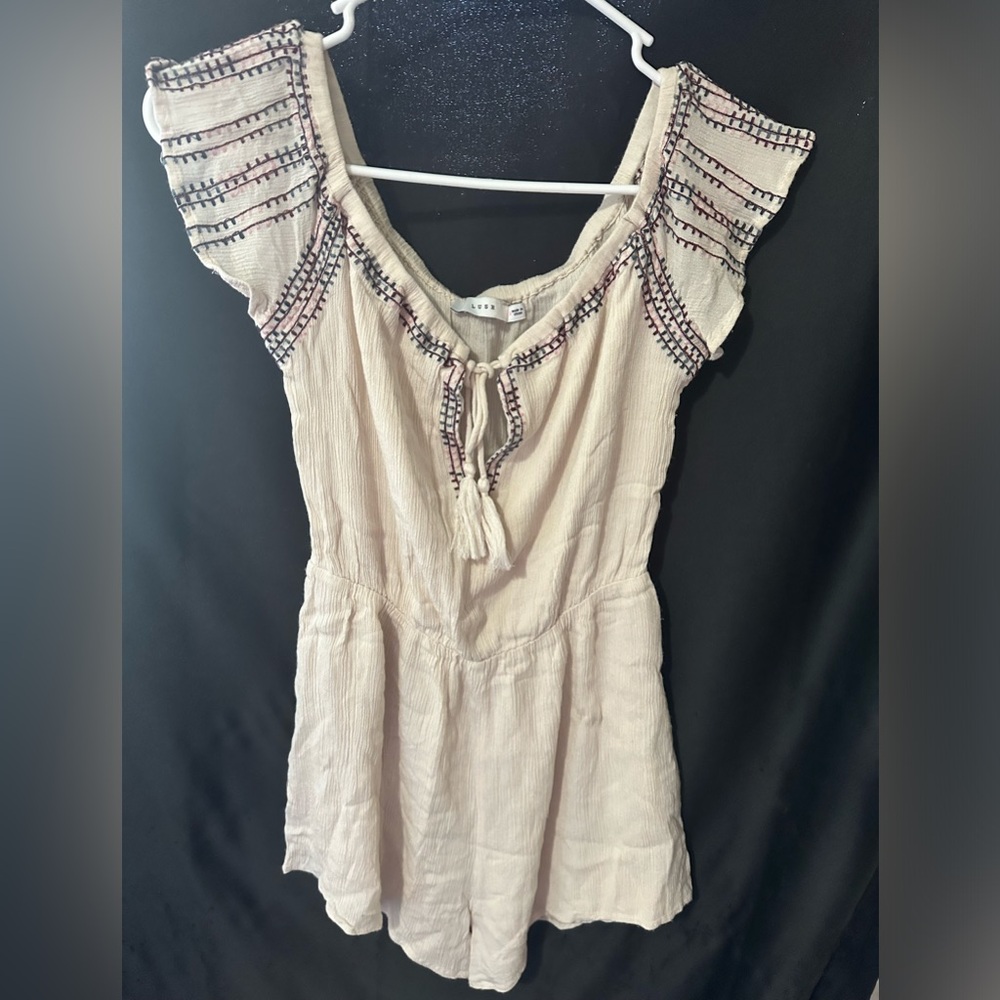 Lush Women’s Romper - like new
